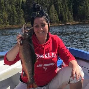 Meet your Posher, Mona